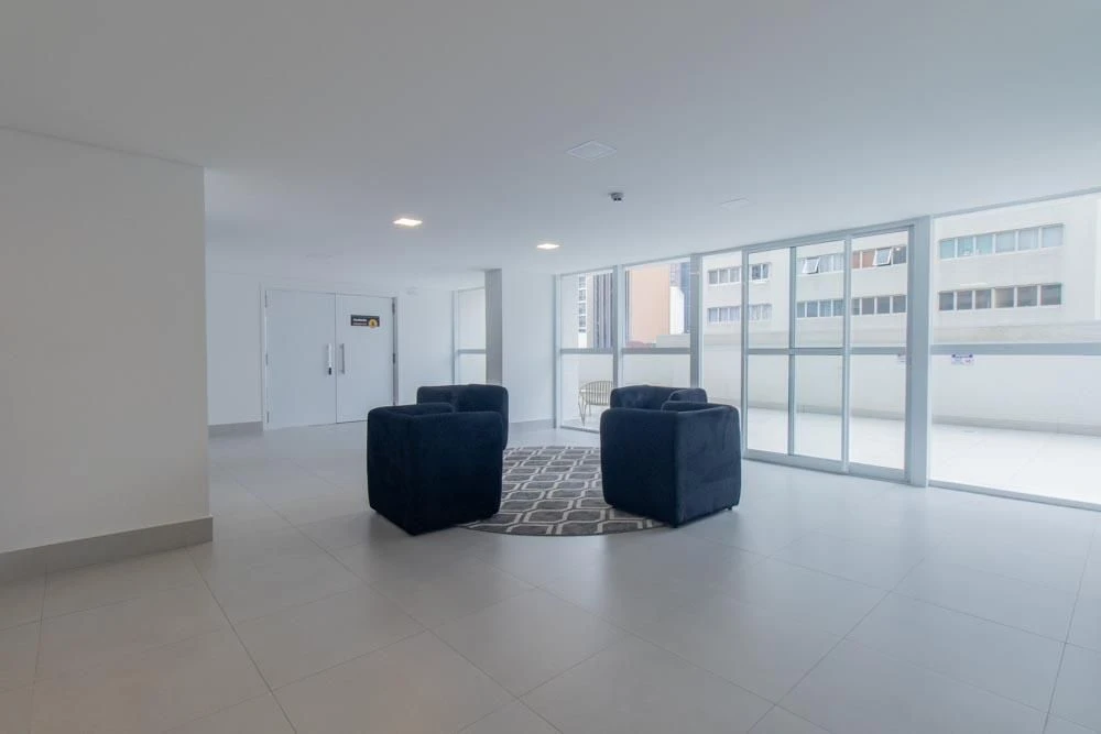 Студия 20 м² со стиральной машиной и панорамными окнами — photo 7