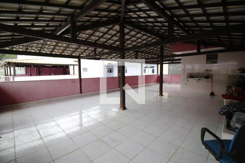 Apartamento de 260 m² com banheira e espaço de home office — photo 43