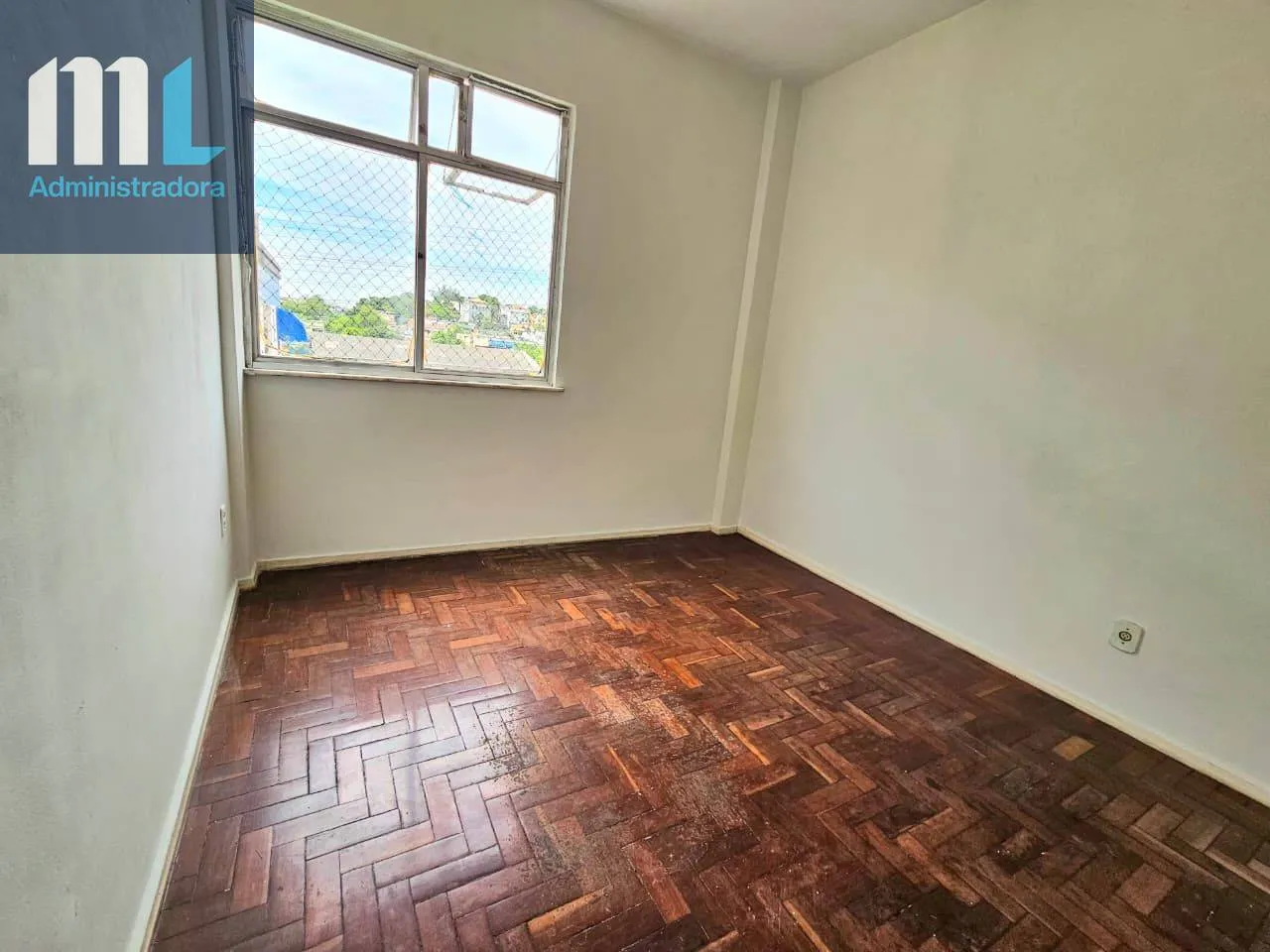 Apartamento, 55 m², com piso de madeira ou laminado — photo 2