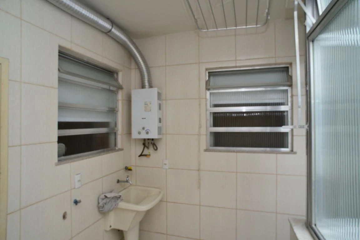 Rental apartment with 3 bedrooms and a balcony — photo 35
