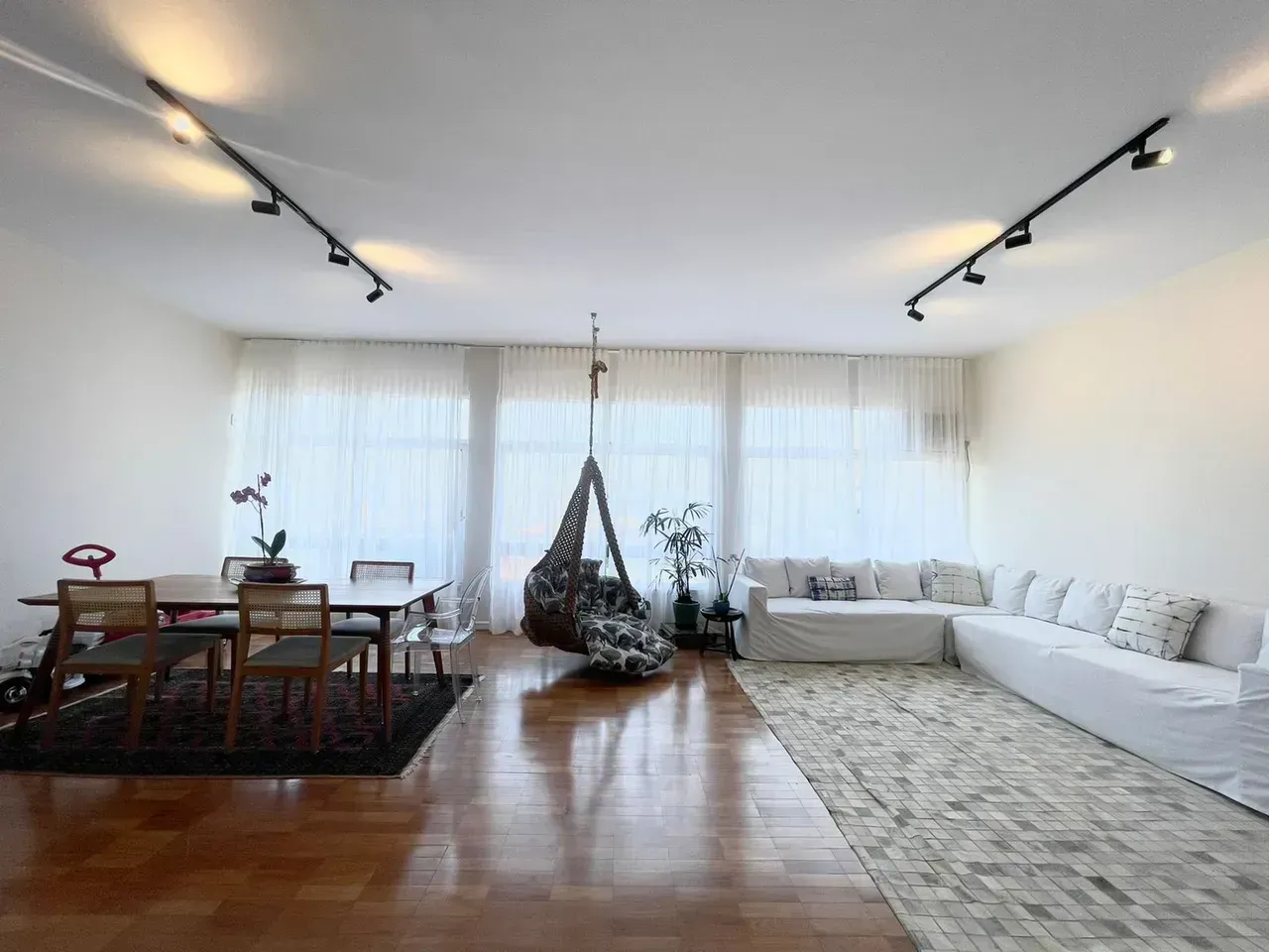 Furnished apartment with 4 bedrooms and closed kitchen — photo 20