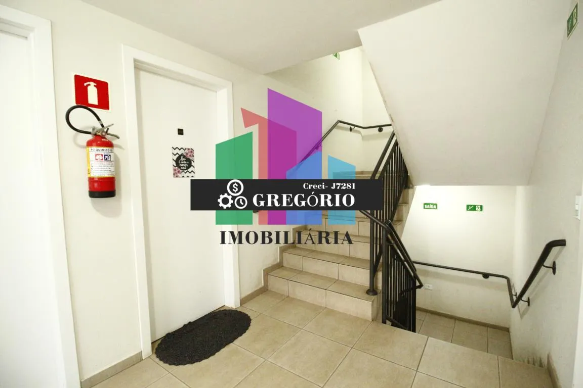 Wood or laminate floors in a 2-bedroom house, 46 m² — photo 9
