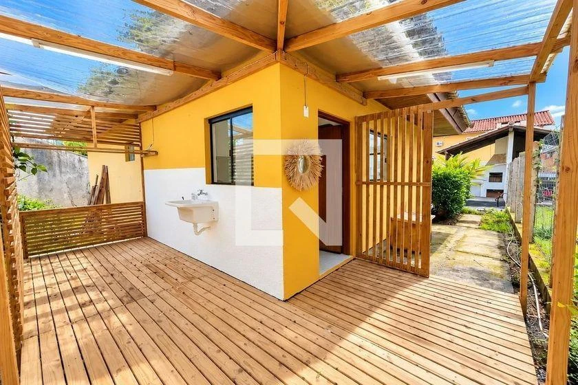 Casa de 2 dormitorios con balcón gourmet en Florianópolis — photo 8