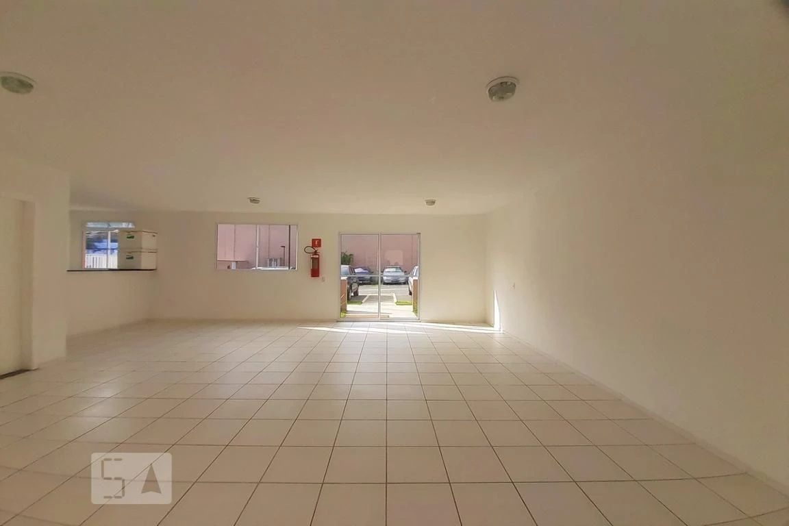 Unfurnished rental apartment with 2 bedrooms and 1 bath — photo 15
