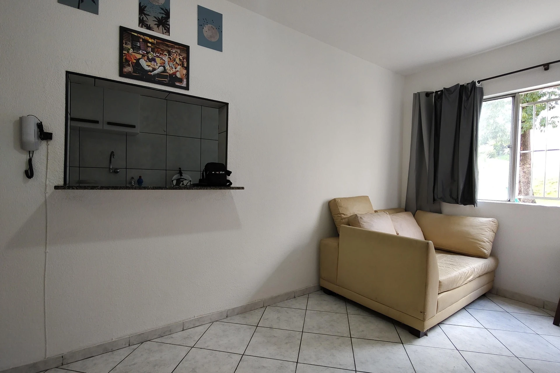 Furnished 1-bedroom apartment with gas open-plan kitchen — photo 9