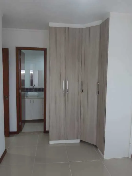 Home office in a one-bedroom apartment, 51 m²