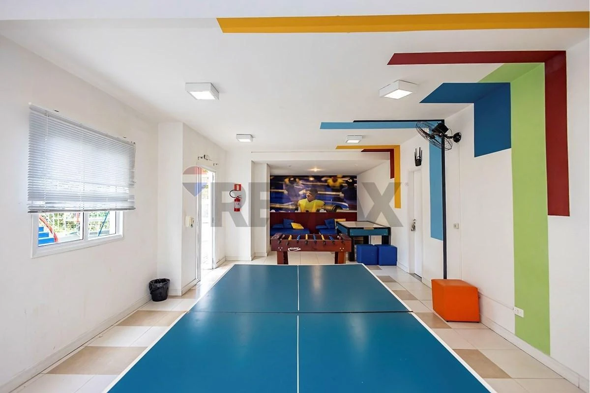 Apartment in a building with a gym — photo 42