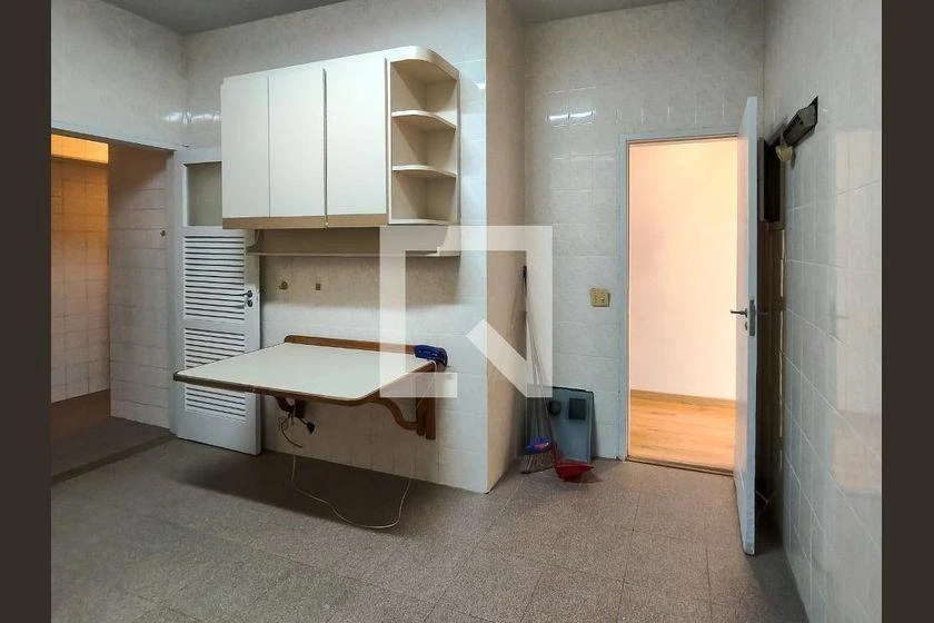4-bedroom apartment with 3 bathrooms and 128 m² view — photo 43