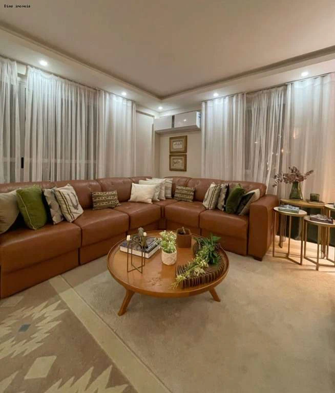 House with 4 en-suite bedrooms, 6 baths and 3 parking — photo 16
