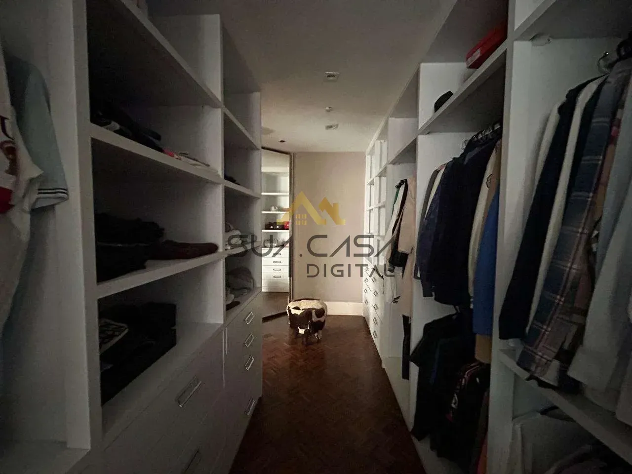 Rental apartment with 4 bedrooms and an open-plan kitchen — photo 26