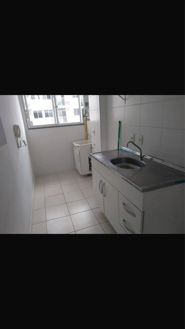Unfurnished 2-bedroom apartment with 1 parking spot
