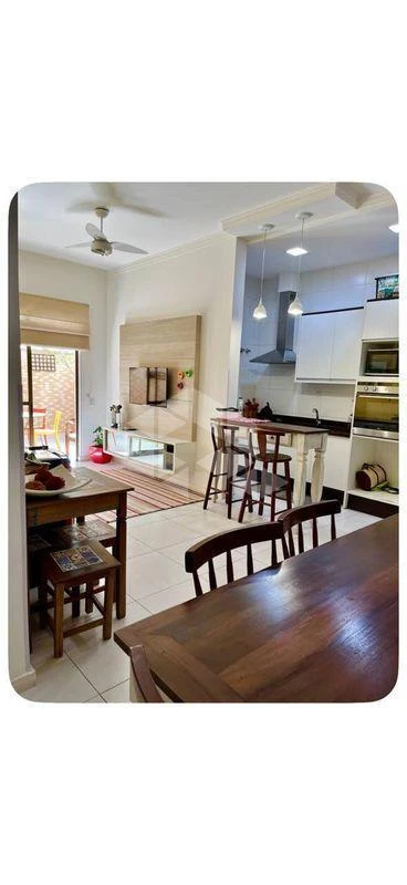 3-bedroom apartment in a building with a pool — photo 7