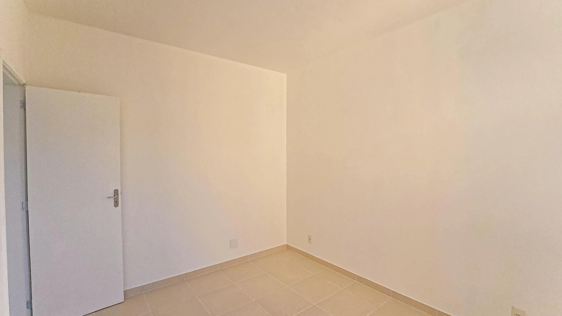 Apartamento con 2 habitaciones, 2 baños y 1 plaza de parking — photo 22