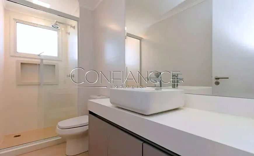 Apartment with 4 bedrooms and 2 en-suite suites — photo 21