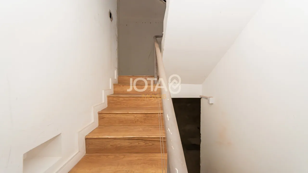 House with 2 bedrooms and a private BBQ area — photo 6