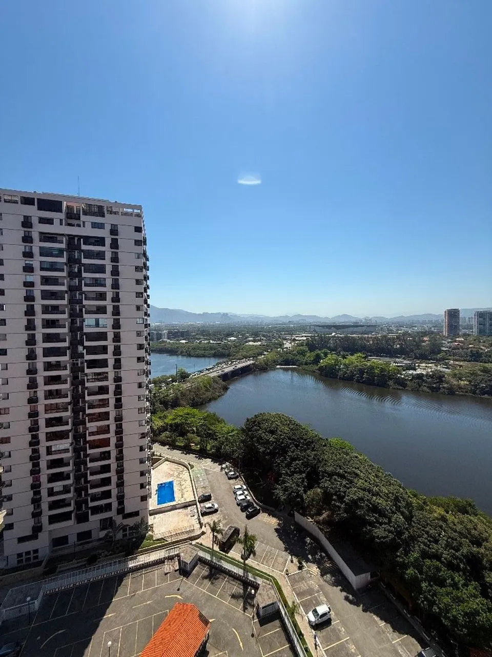 1-bedroom apartment with 2 bathrooms and balcony — photo 15