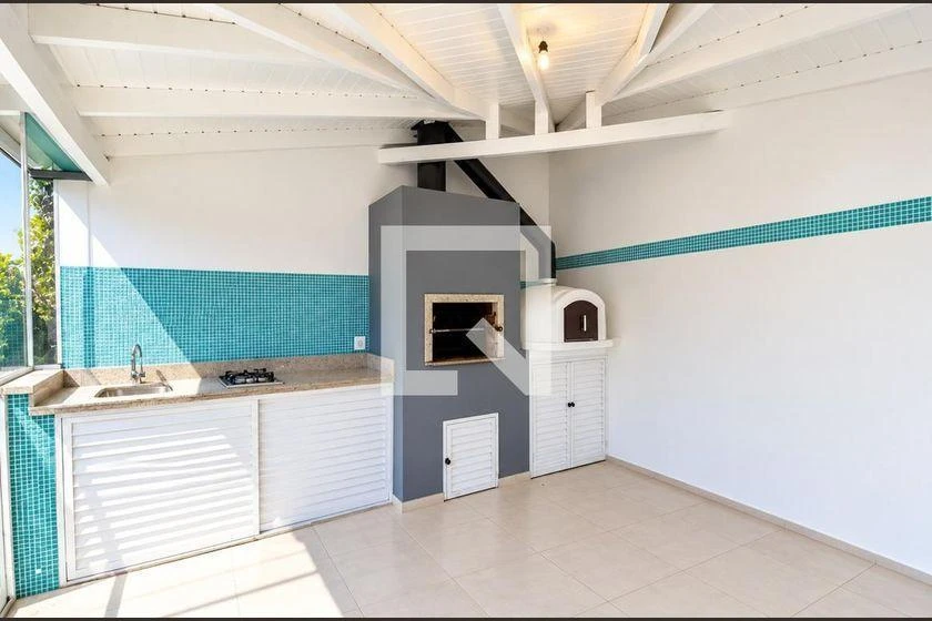House, 207 m², with floor-to-ceiling windows — photo 13