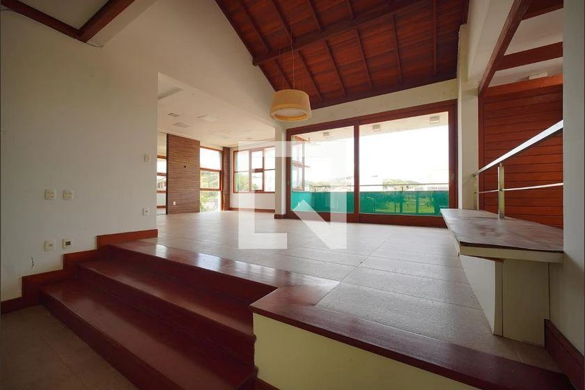 Панорамные окна и 7 спален: дом 700 м² — photo 6