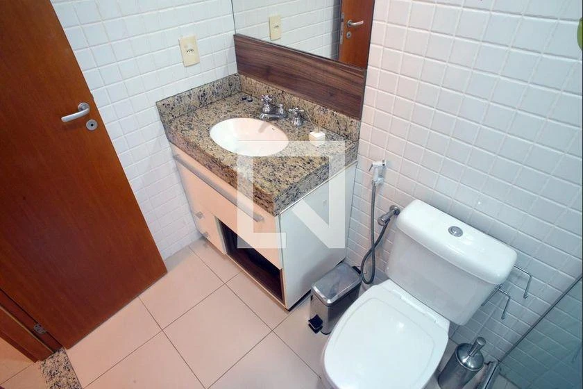 Glass-enclosed balcony in a 4-bedroom apartment, 233 m² — photo 4