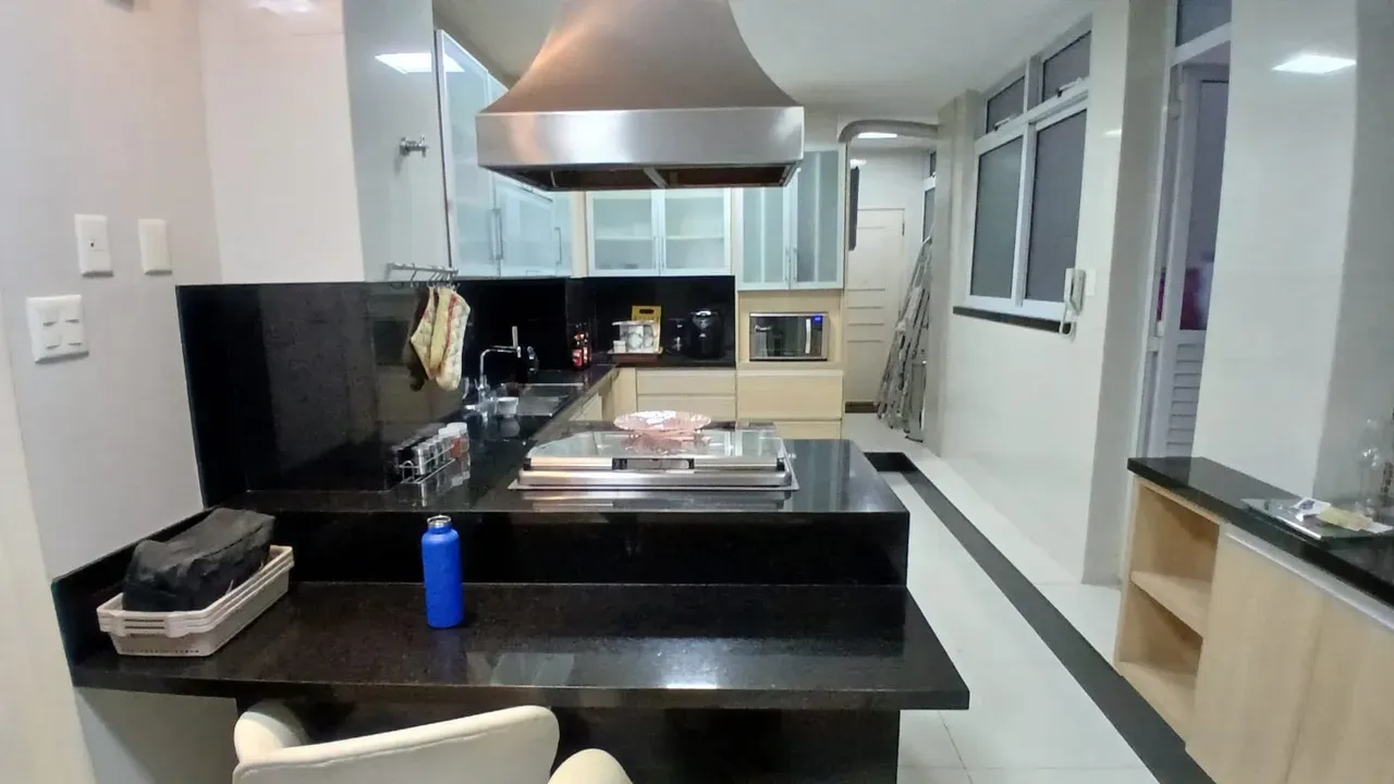 Furnished 3-bedroom apartment with 230 m² and no parking — photo 3