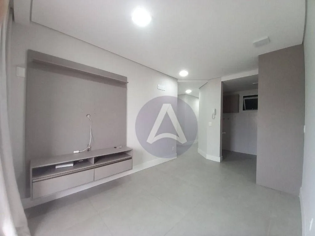 2-bedroom apartment with a private BBQ in Florianópolis