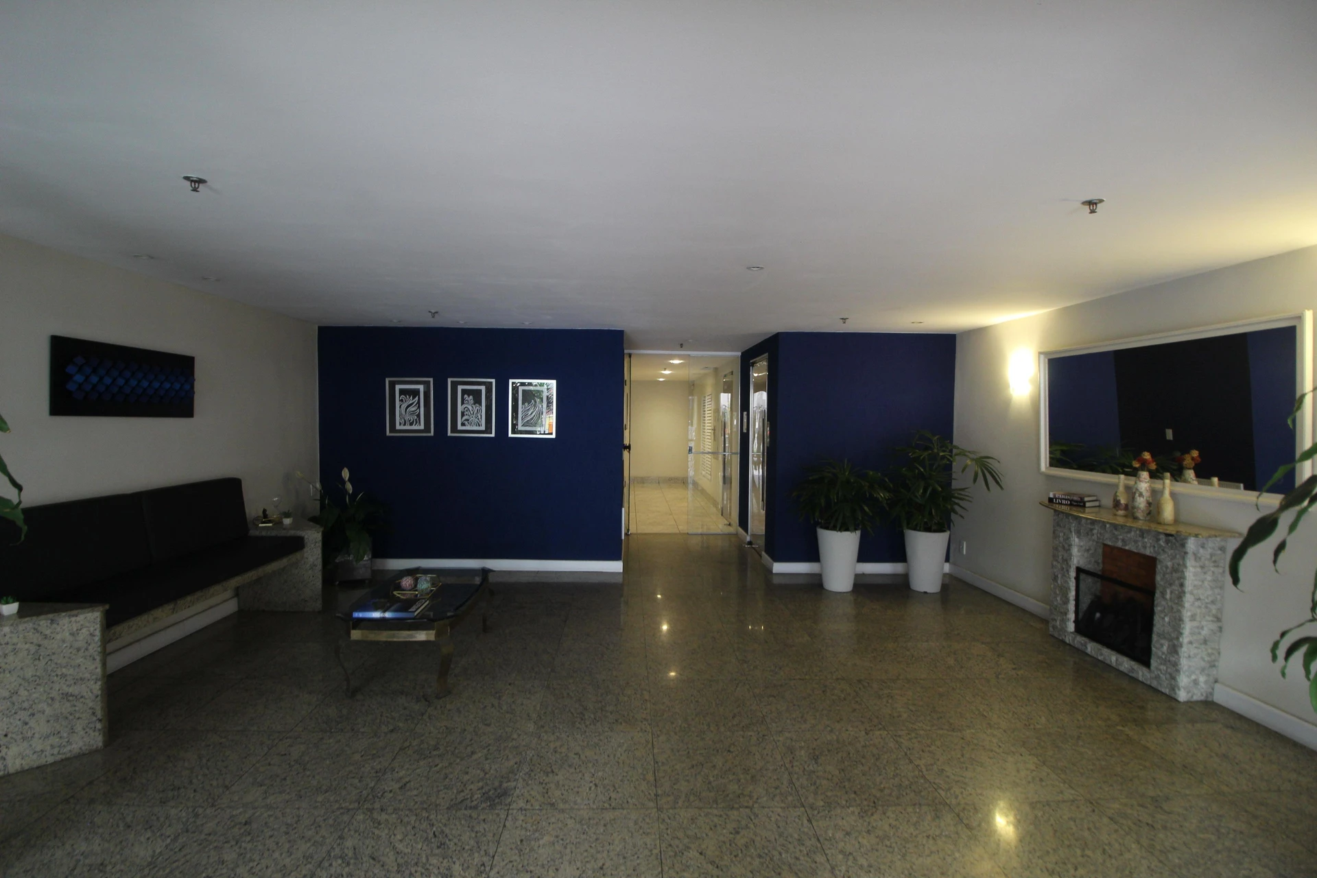Apartamento para locação com 2 quartos e 2 banheiros — photo 17