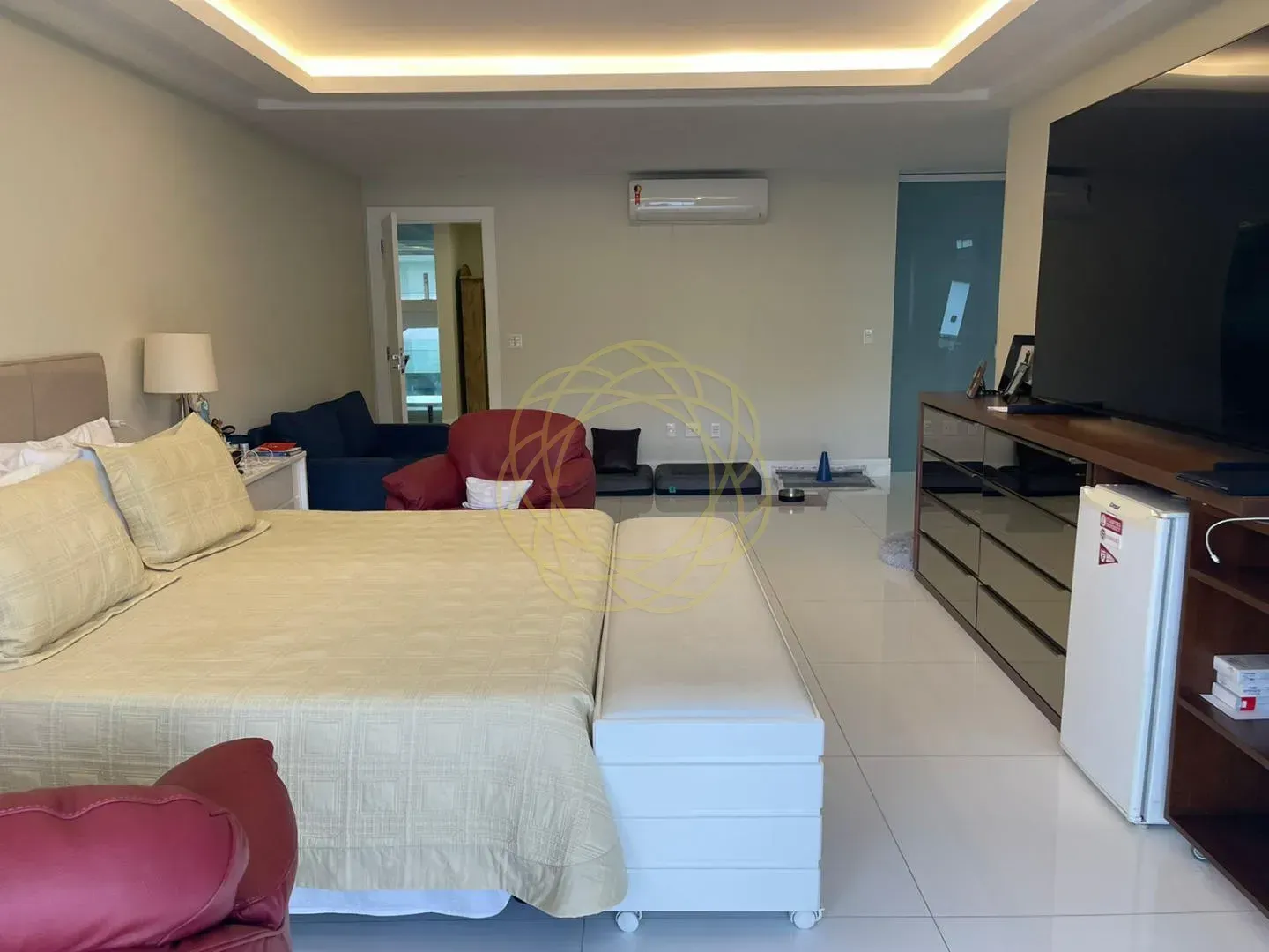 Triplex house with 5 bedrooms and 900 m² — photo 24