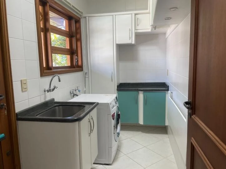 Casa de 5 dormitorios con balcón gourmet — photo 27