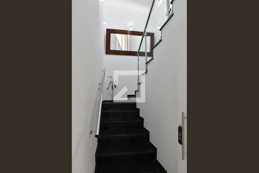 House with private garden, 4 bedrooms and 5 parking — photo 10