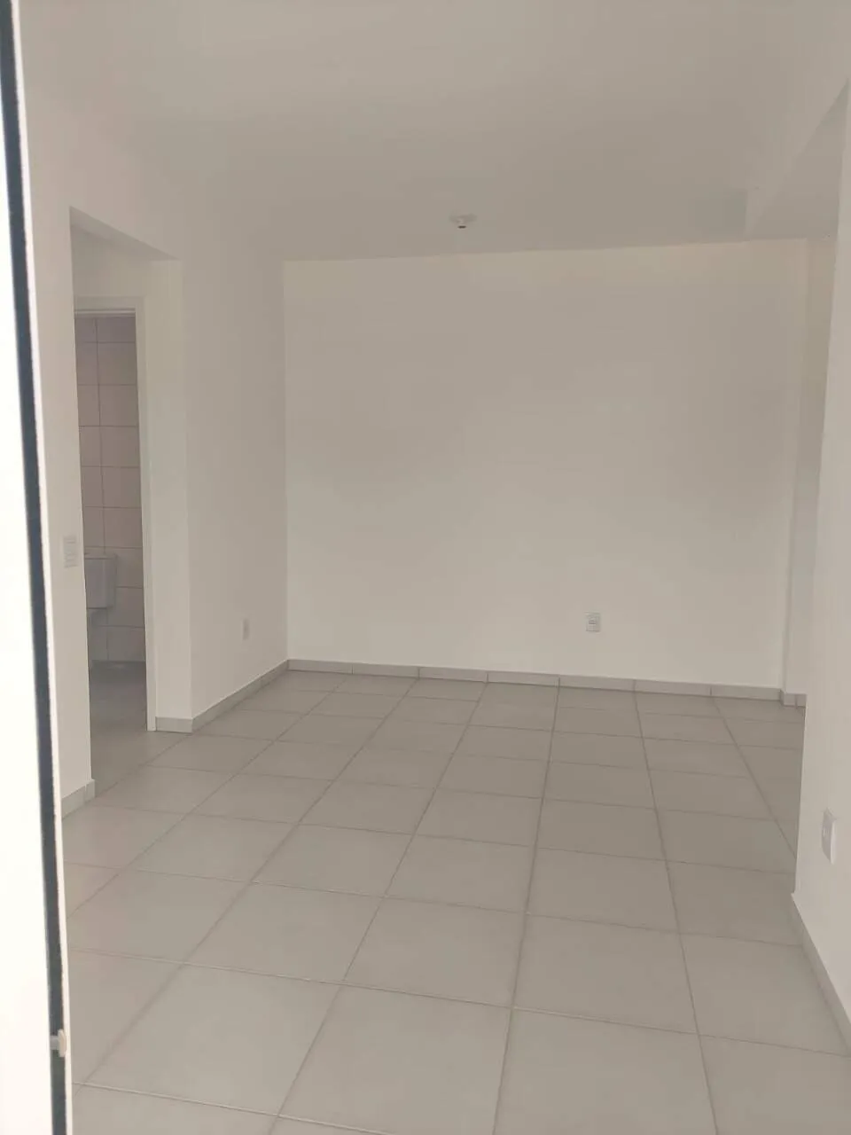 2-bedroom apartment with 1 bathroom and a balcony — photo 15