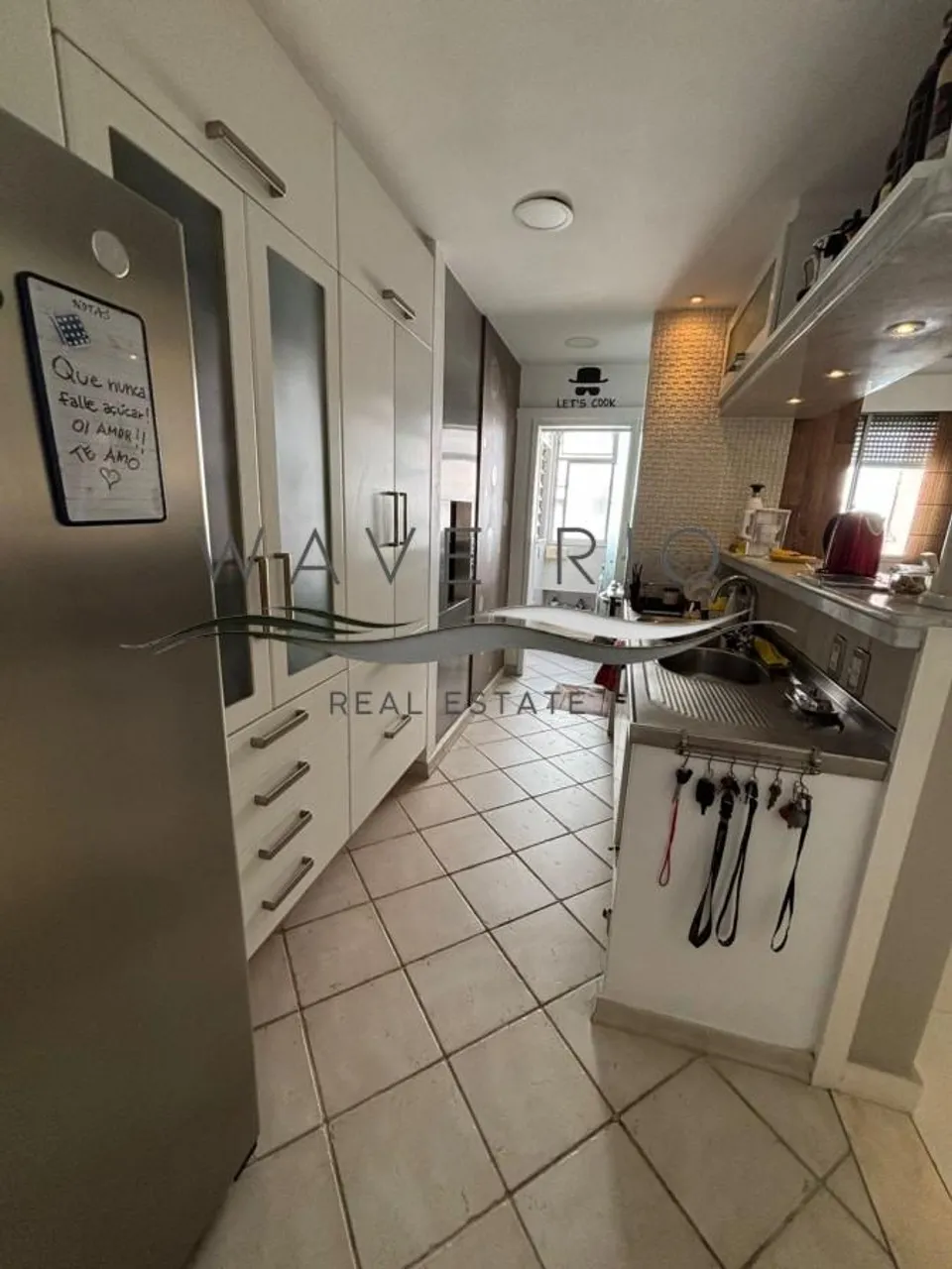 Apartamento mobiliado com 3 dormitórios e 4 banheiros — photo 14