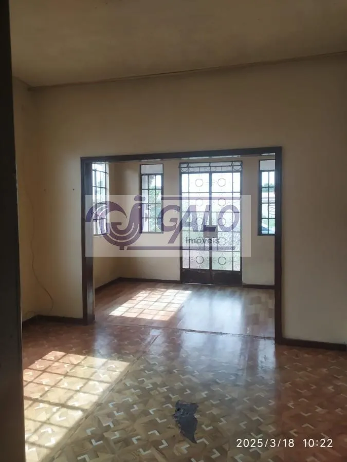 3-bedroom, 100 m² house in Curitiba — photo 2