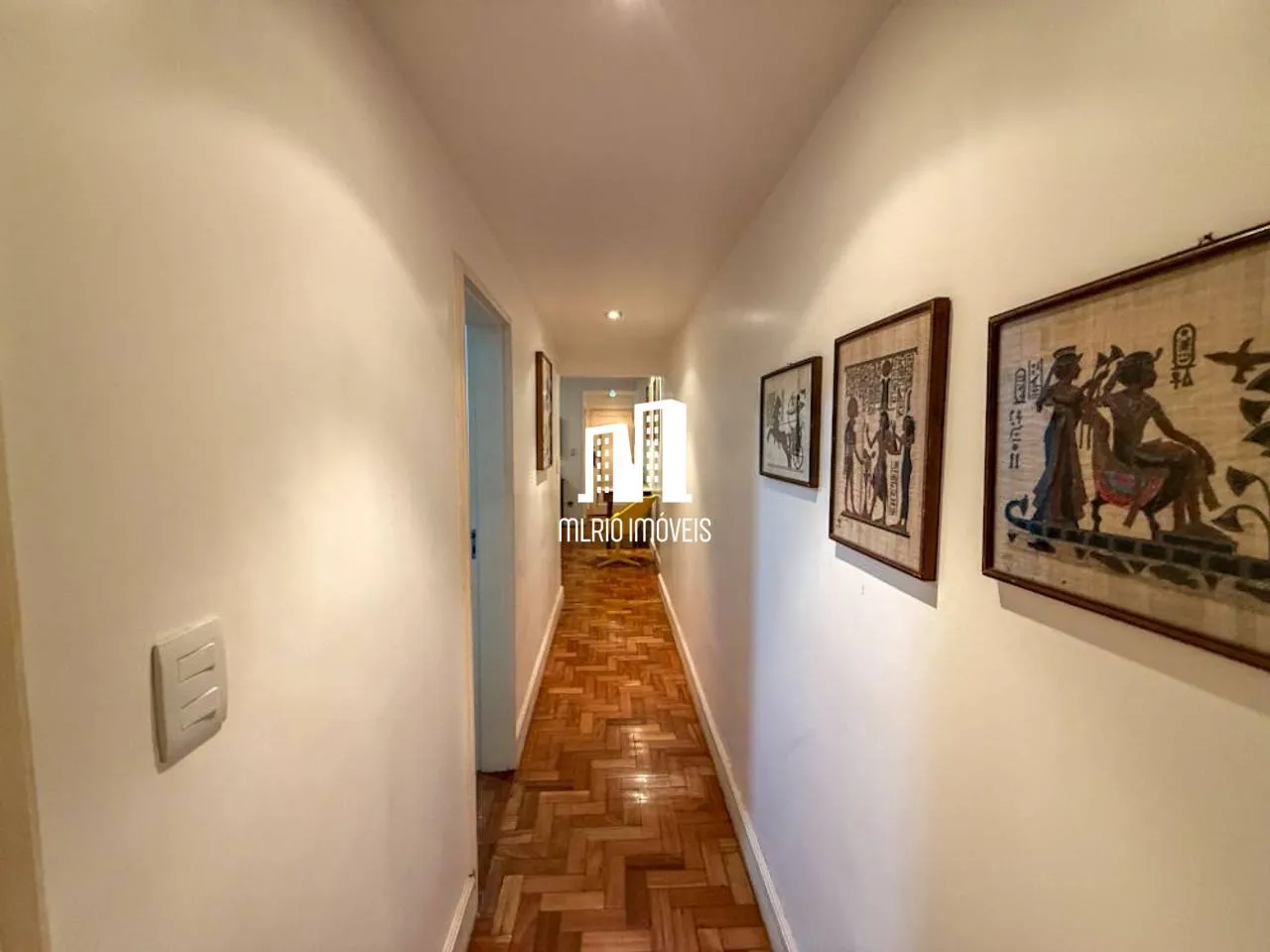 Деревянный пол или ламинат и 3 спальни: квартира 120 м² — photo 14