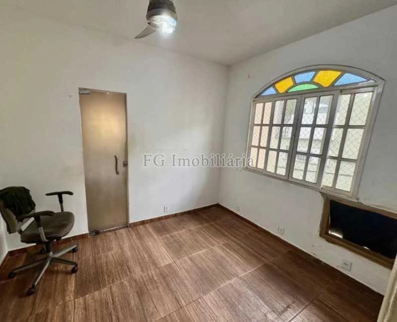 Casa com 5 quartos, cozinha a gás e 1 vaga — photo 21