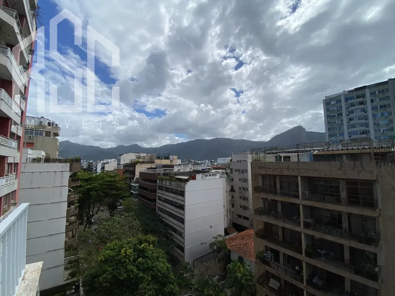 145 m² duplex penthouse with 2 bedrooms and 3 baths — photo 50