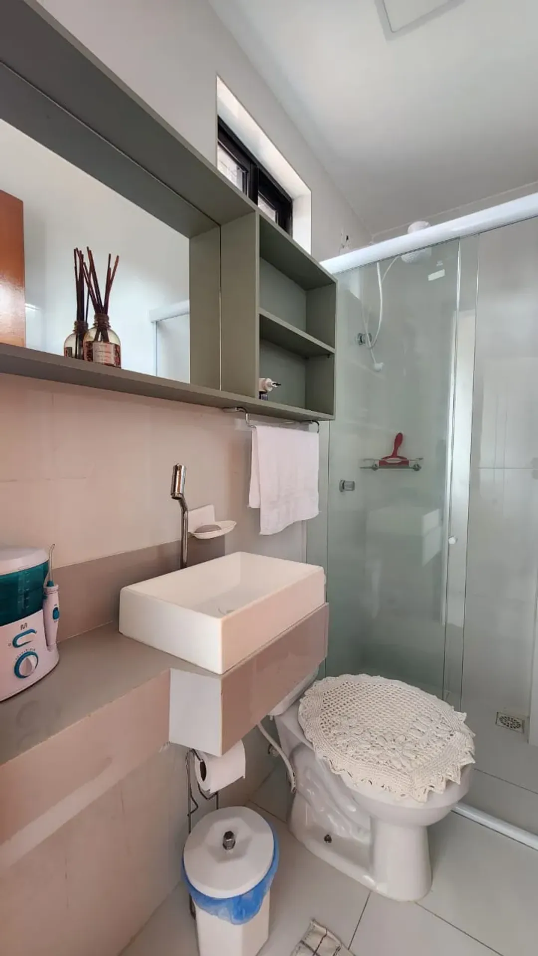 3-bedroom apartment with a washing machine in João Pessoa — photo 16