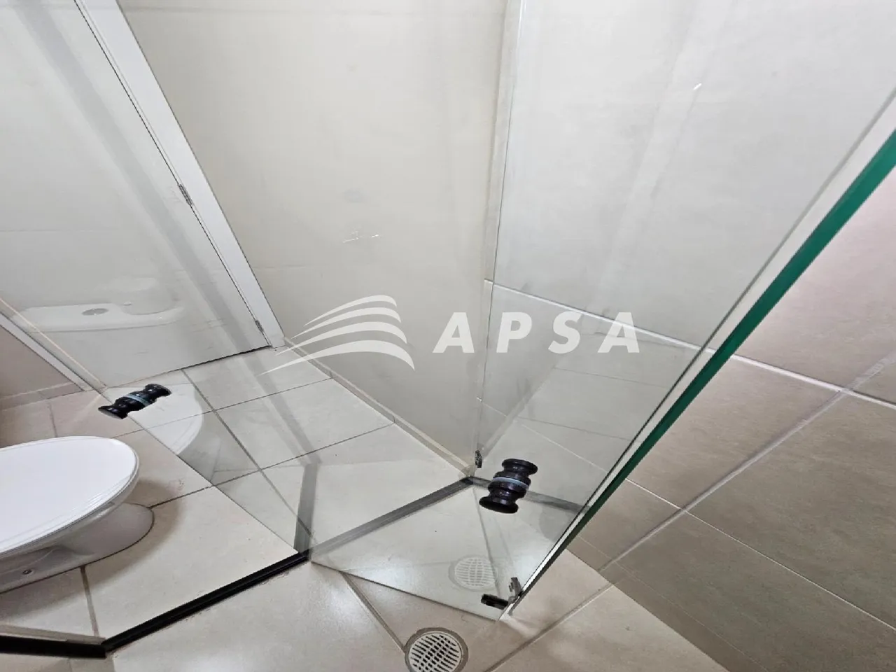 Unfurnished rental apartment with 1 bedroom and 1 bath — photo 9