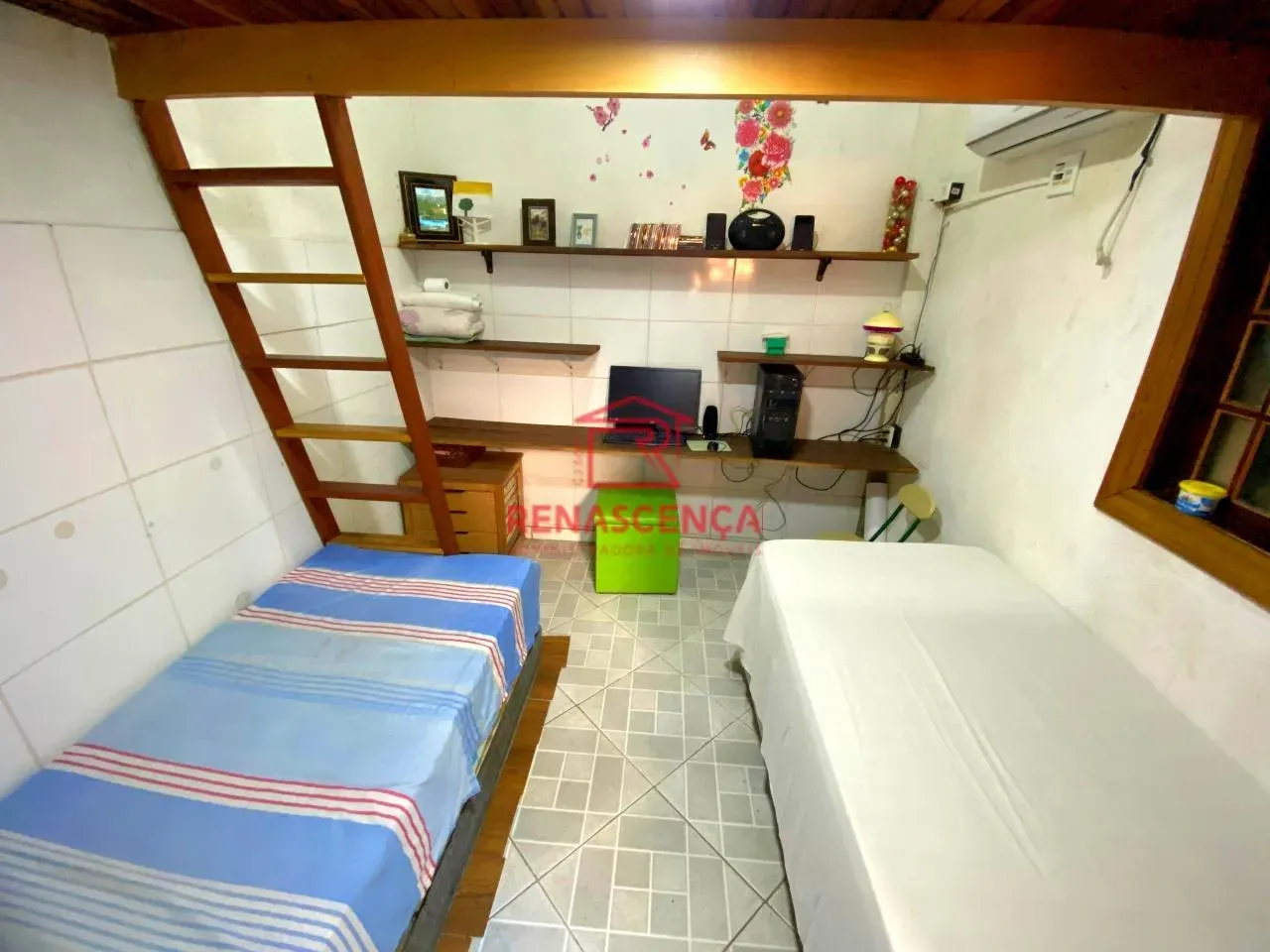 Furnished duplex house with an open-plan gas kitchen — photo 13