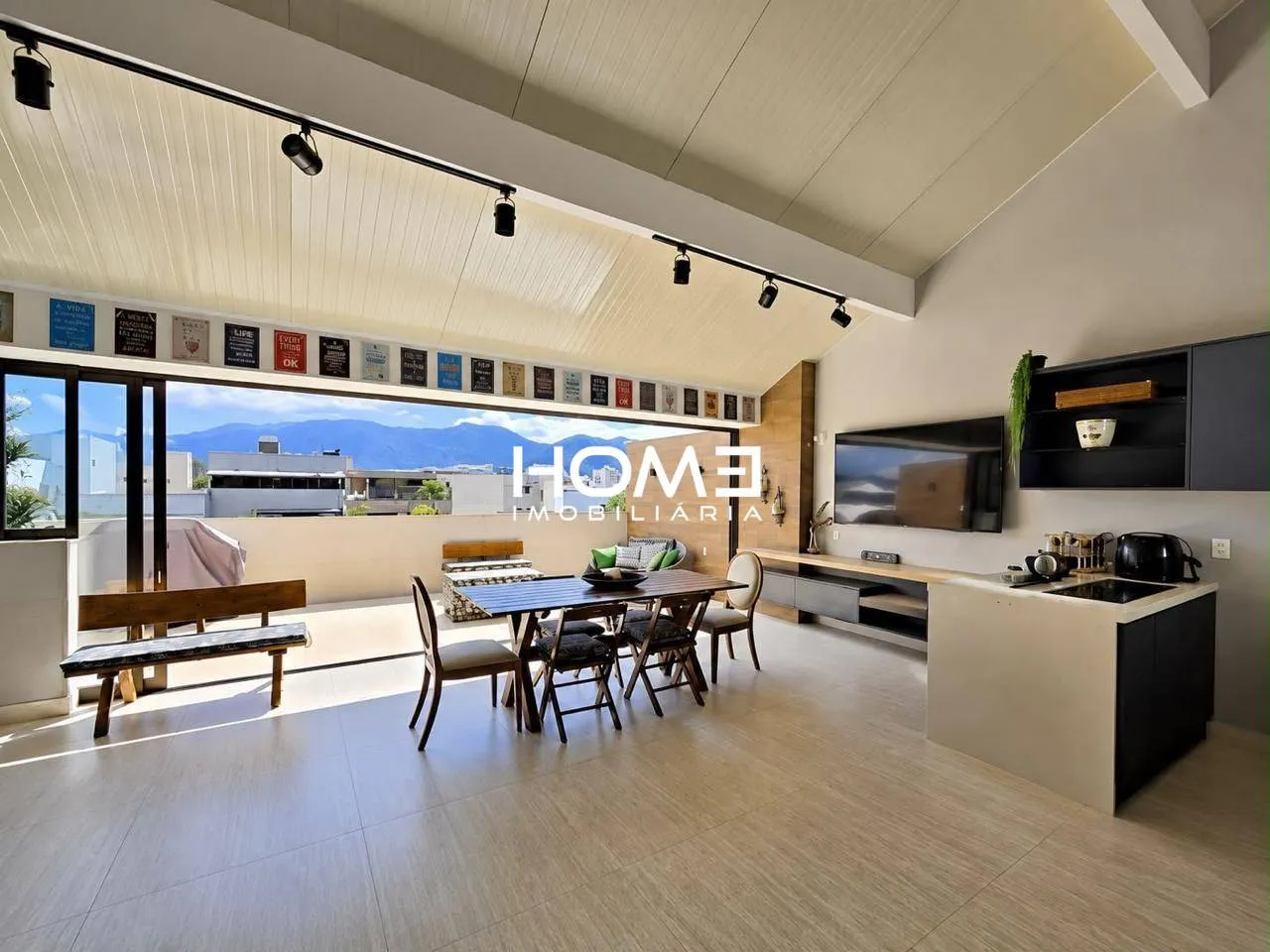 Furnished apartment with 3 bedrooms and mountain views — photo 24
