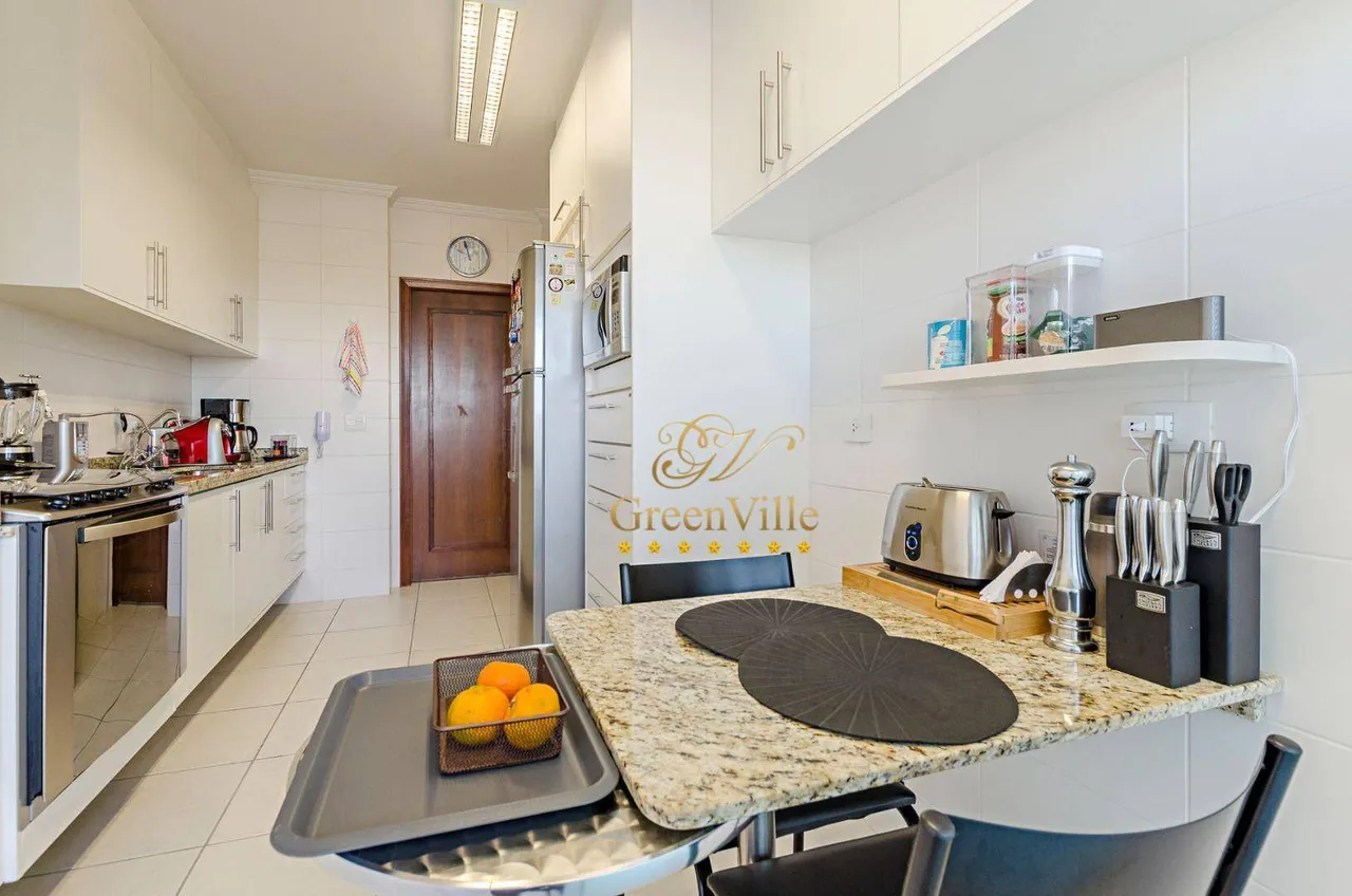 Apartment with private garden and 3 bedrooms — photo 17