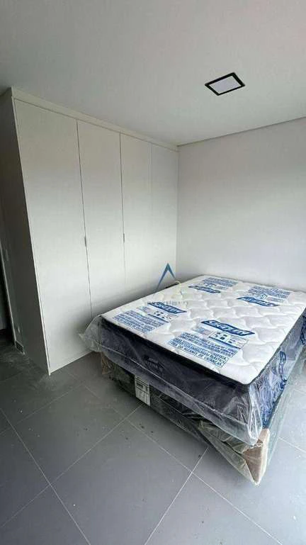 Furnished 45 m² studio with 1 bedroom and parking