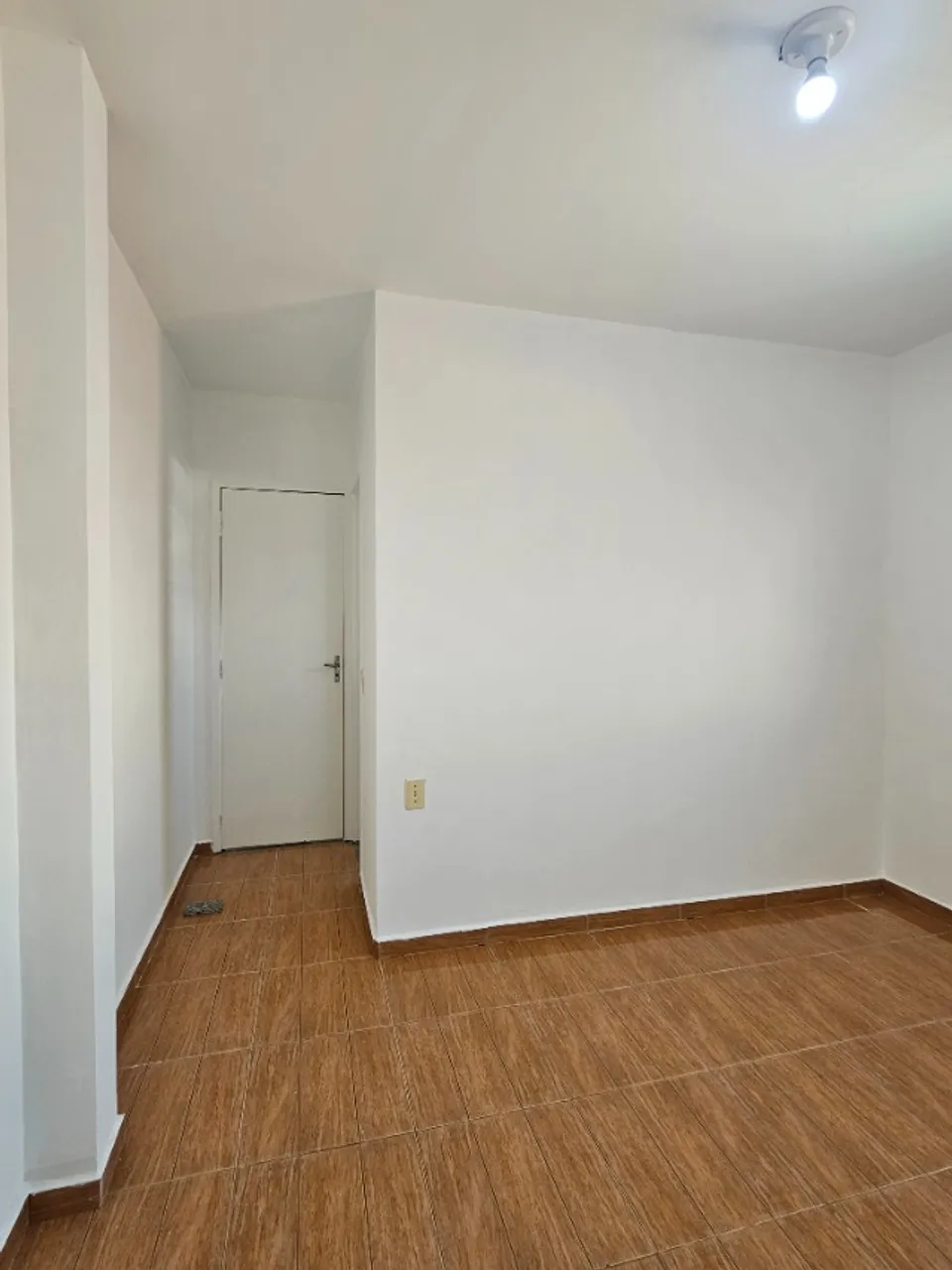 Townhouse with 3 bedrooms and a separate kitchen — photo 11