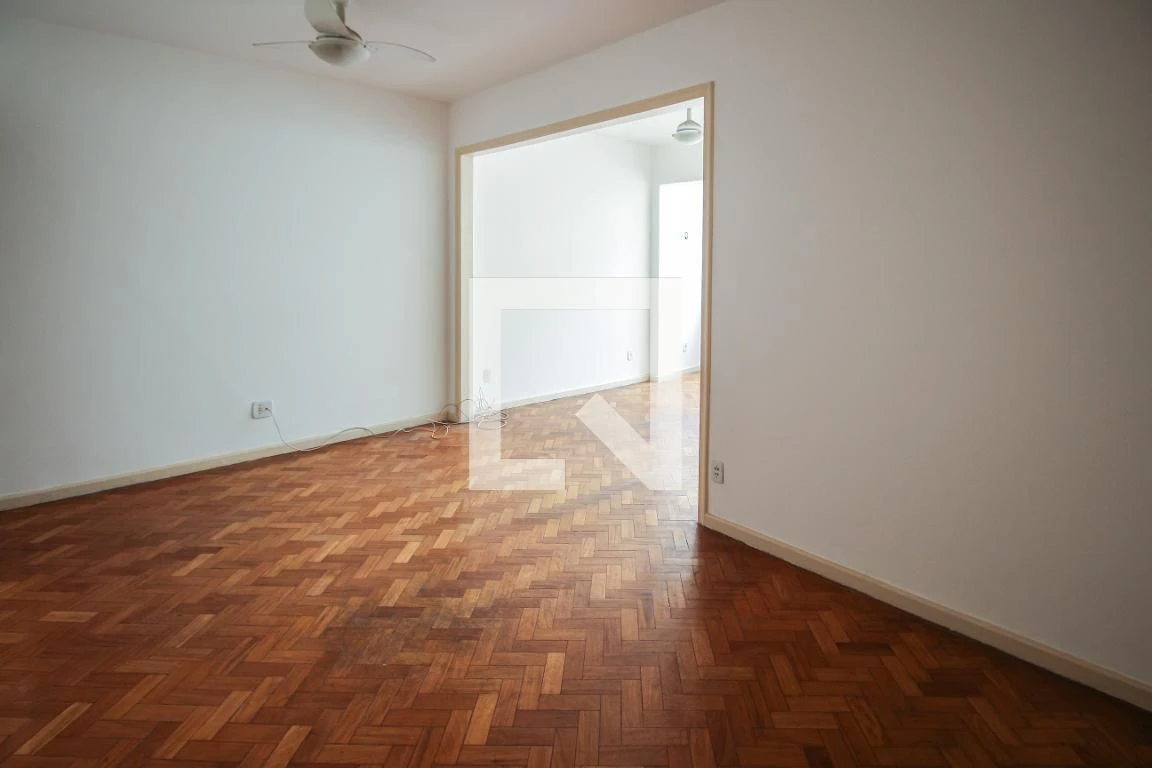 117 m² apartment with a private pool and a walk-in closet — photo 4