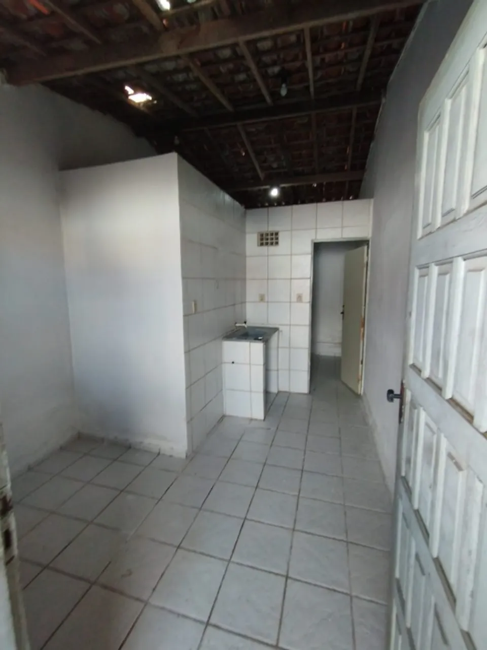 Кітнет з 1 спальнею, газовою плитою та 1 ванною — photo 2