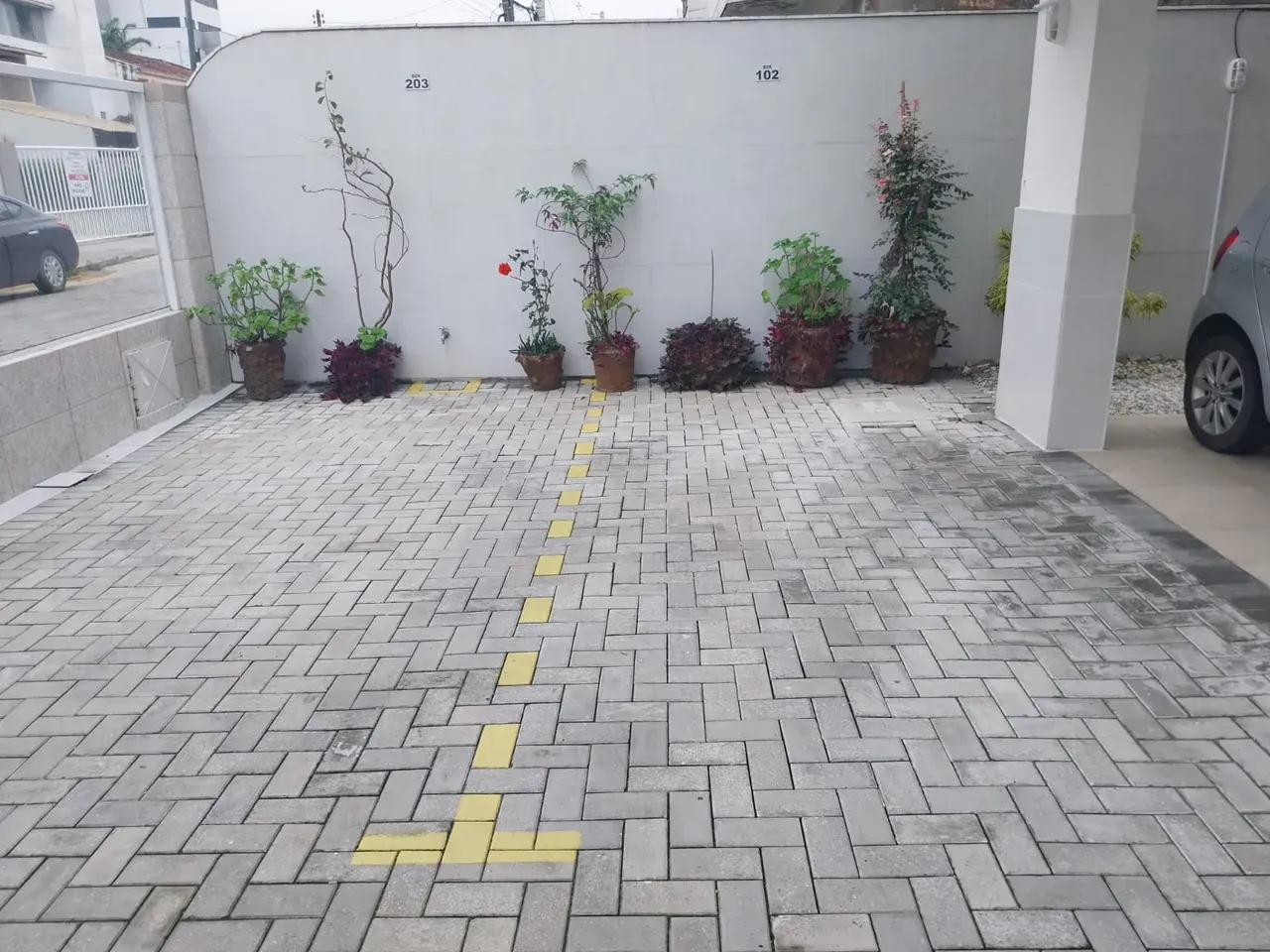 2-bedroom apartment with a private BBQ — photo 12