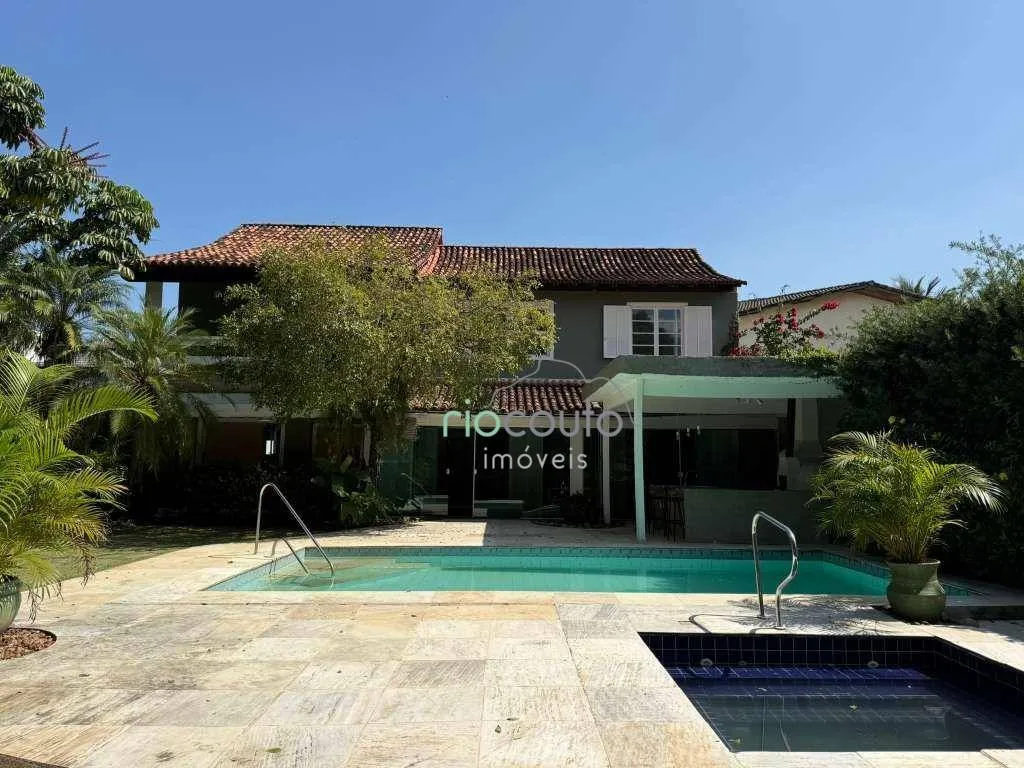 Casa com 5 quartos, 990 m² e 2 vagas, perto das janelas — photo 80