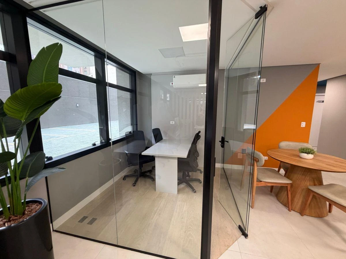 1 quarto e espaço de home office: apartamento de 22 m² — photo 15