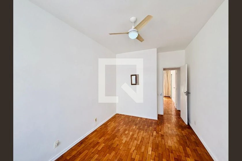Unfurnished 3-bedroom apartment with gas kitchen — photo 12