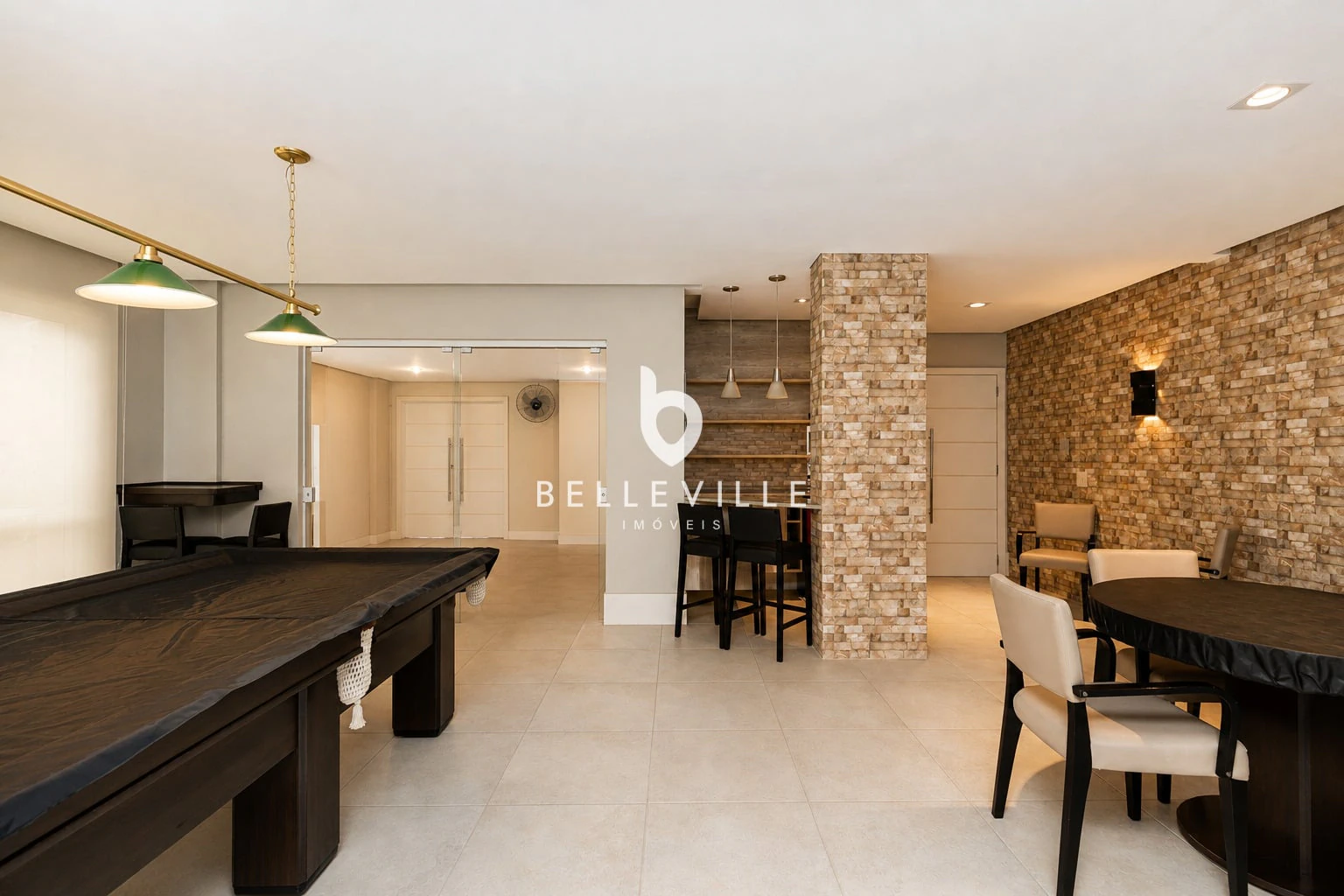 3-bedroom apartment with a grill on the balcony — photo 29
