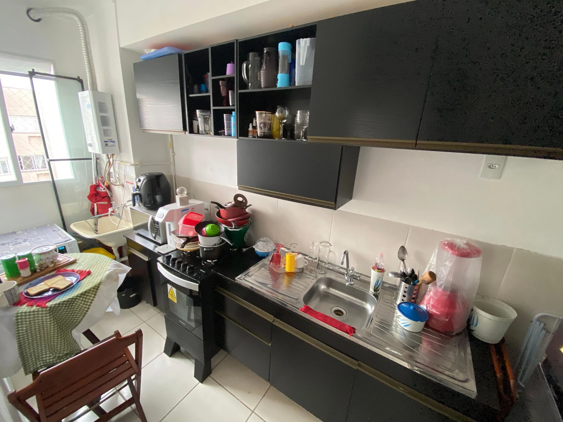 Apartamento mobiliado com 2 quartos e cozinha a gás — photo 3